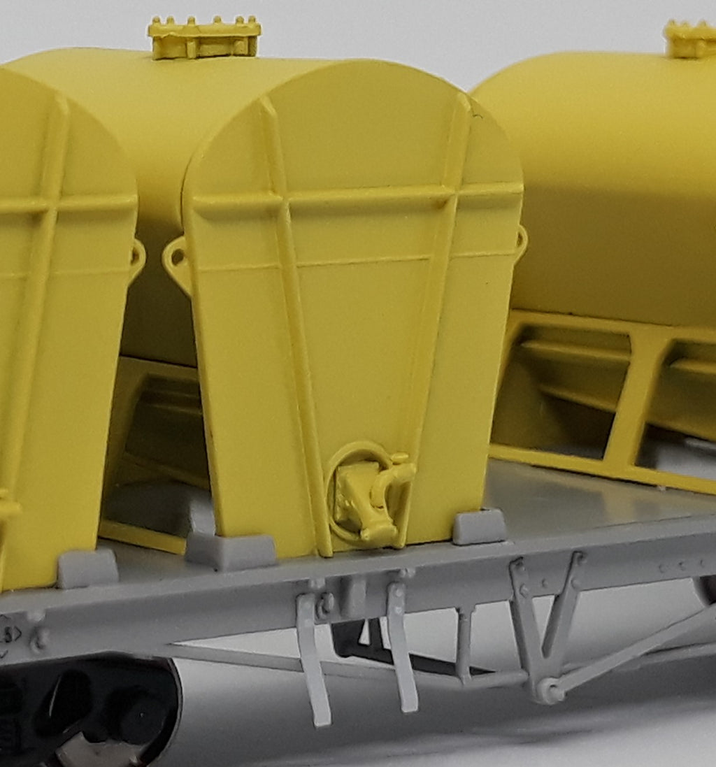 RTR033 HJC Cement Wagon Pack 3 RTR HOn3½