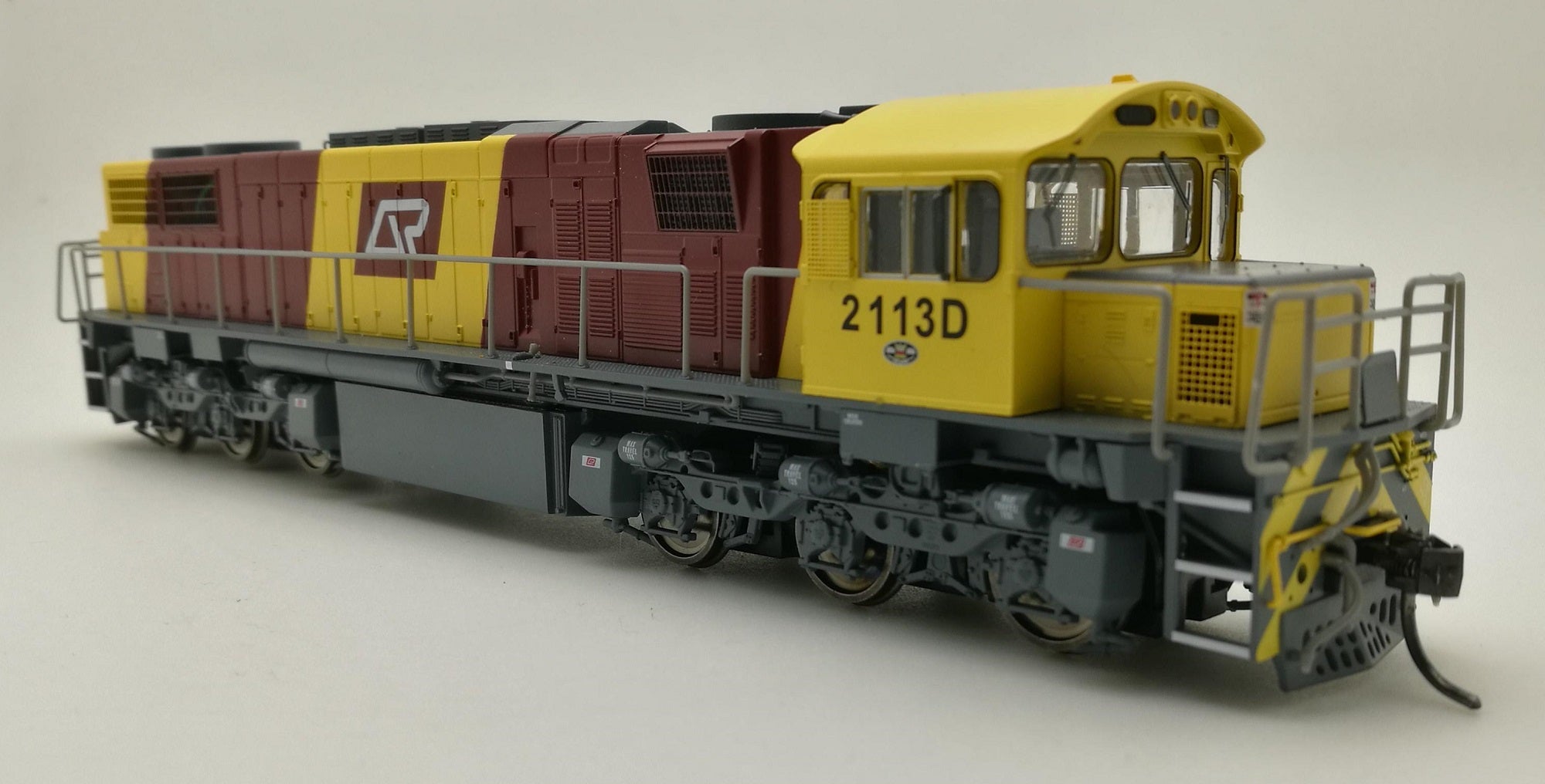RTR066 2113D QR Corporate Driver Only 2100 Class RTR HOn3½